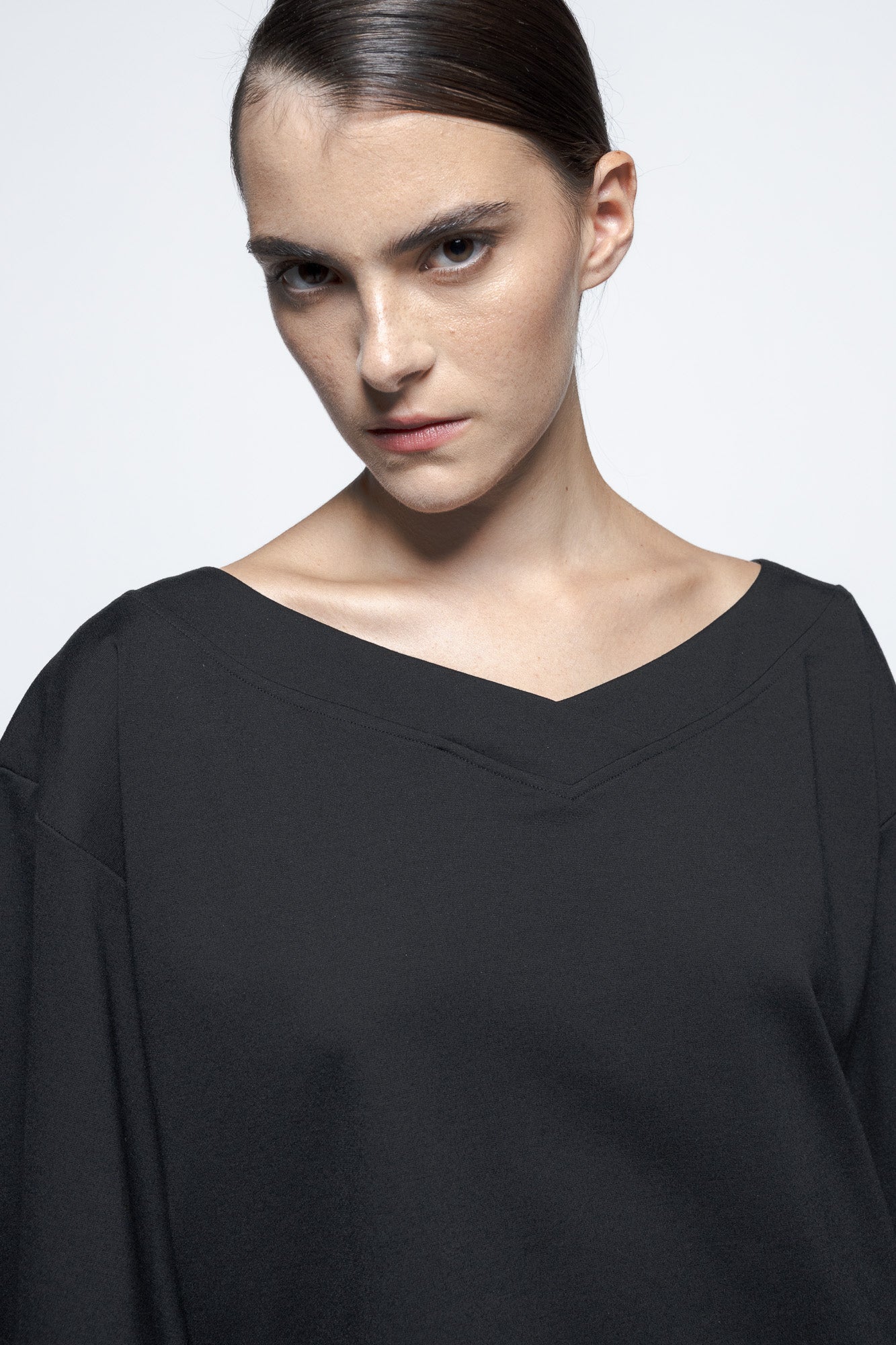 "Seppia" structured T-shirt with removable sleeves